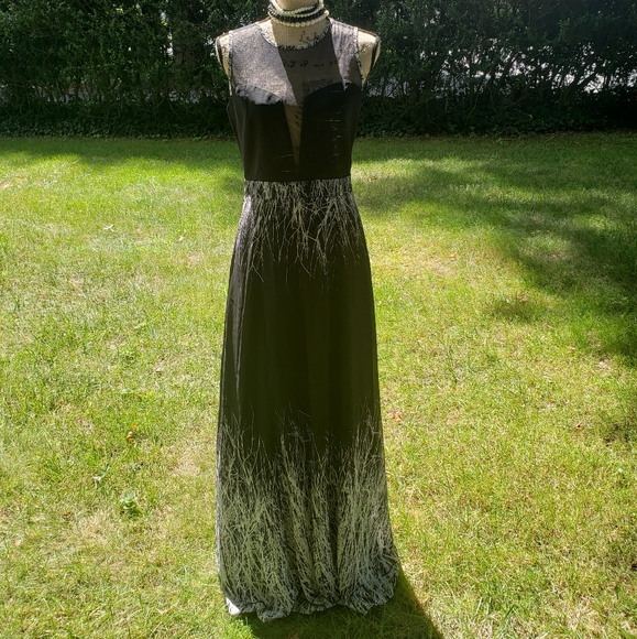 GOWN DRESS - Picture 2 of 3